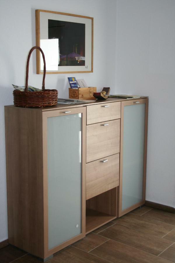 Apartment An Der Weinstrasse Oberotterbach ภายนอก รูปภาพ