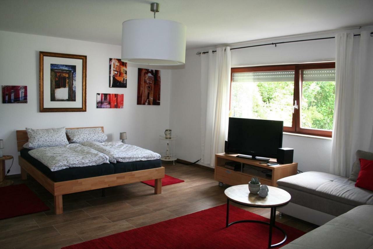 Apartment An Der Weinstrasse Oberotterbach ภายนอก รูปภาพ