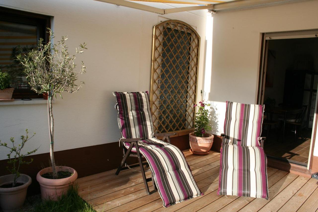 Apartment An Der Weinstrasse Oberotterbach ภายนอก รูปภาพ