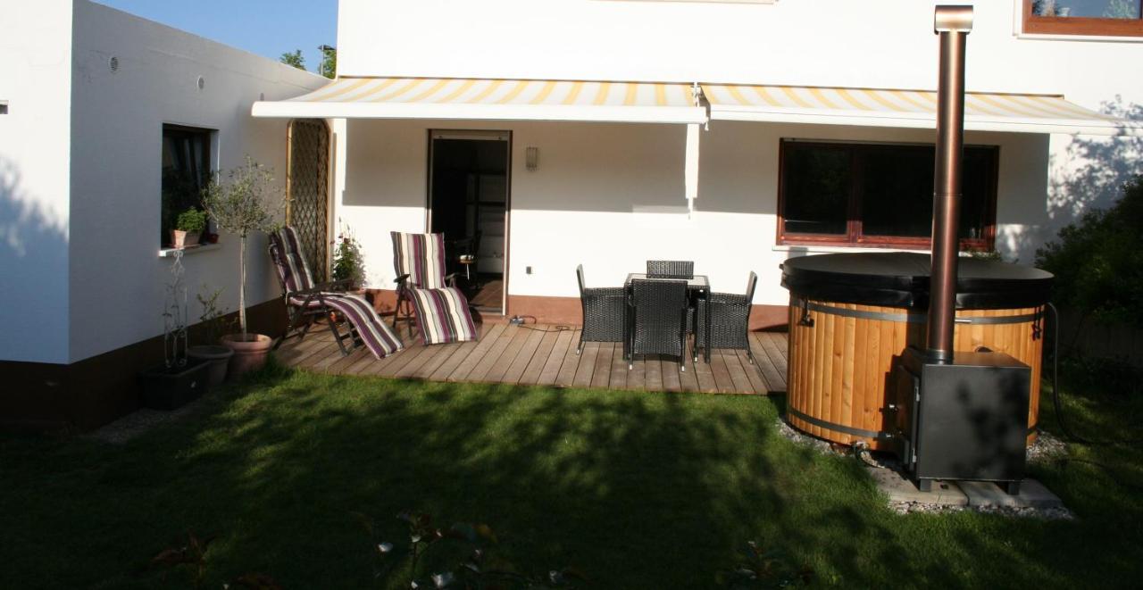 Apartment An Der Weinstrasse Oberotterbach ภายนอก รูปภาพ